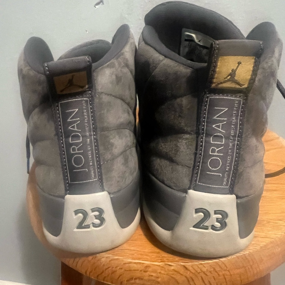 Jordan Black and Gray Athletic Shoes Retro 12 Dark Grey Authentic - Picture 9 of 9
